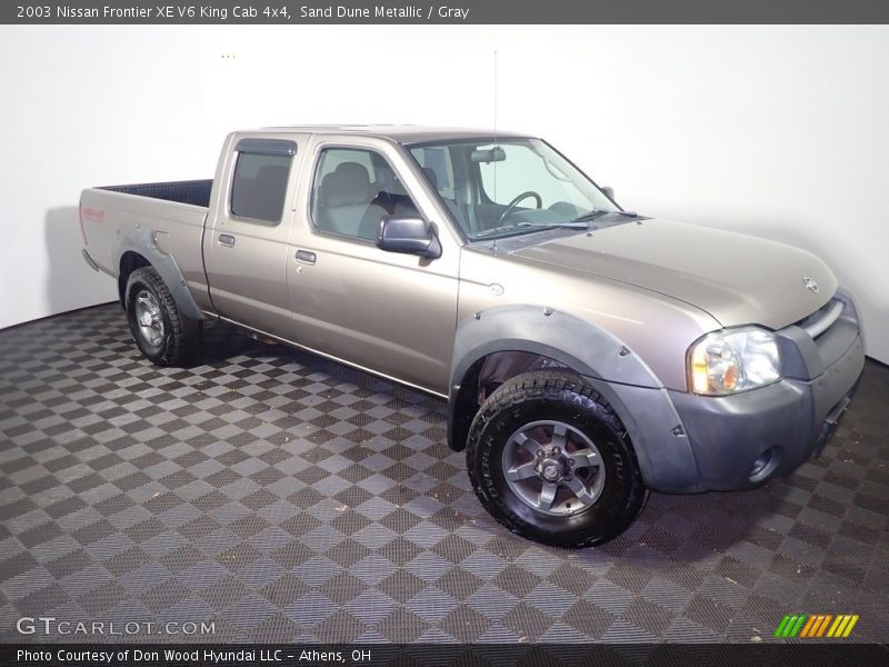 Front 3/4 View of 2003 Frontier XE V6 King Cab 4x4