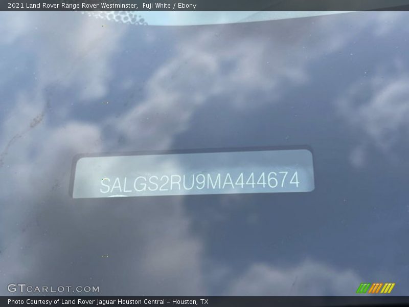 Fuji White / Ebony 2021 Land Rover Range Rover Westminster