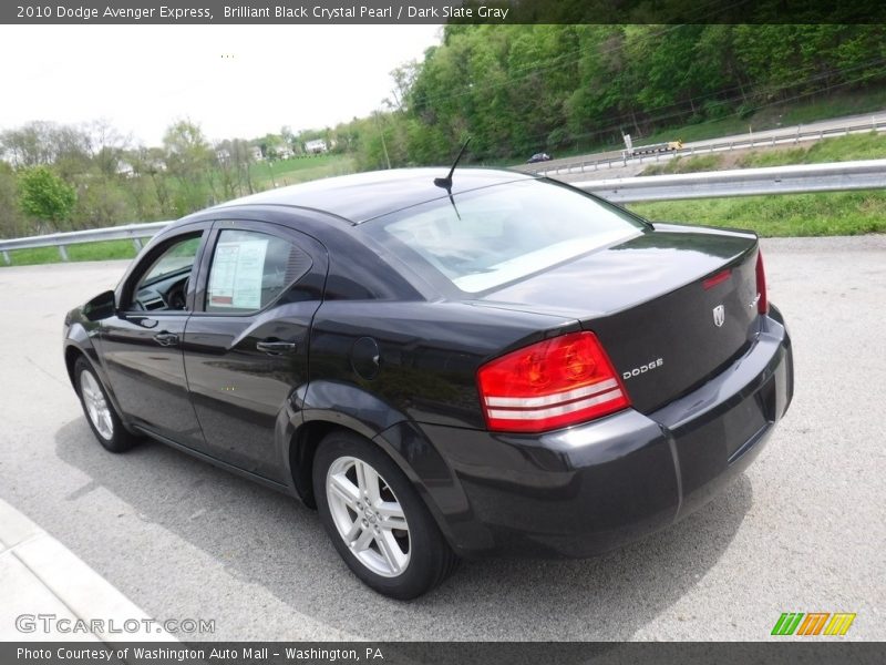 Brilliant Black Crystal Pearl / Dark Slate Gray 2010 Dodge Avenger Express