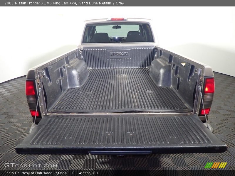 Sand Dune Metallic / Gray 2003 Nissan Frontier XE V6 King Cab 4x4