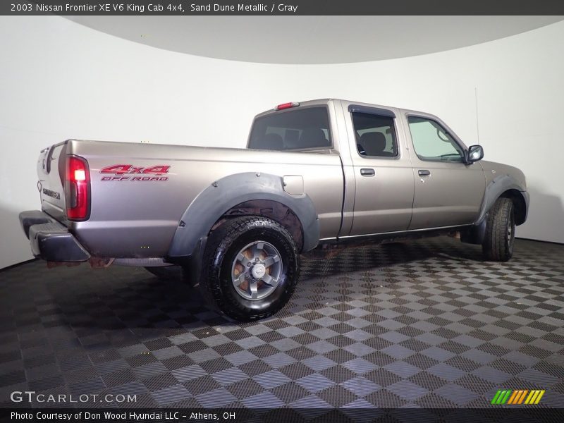 Sand Dune Metallic / Gray 2003 Nissan Frontier XE V6 King Cab 4x4