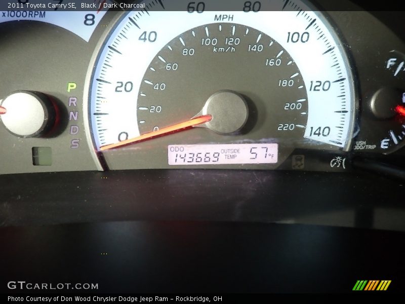 Black / Dark Charcoal 2011 Toyota Camry SE