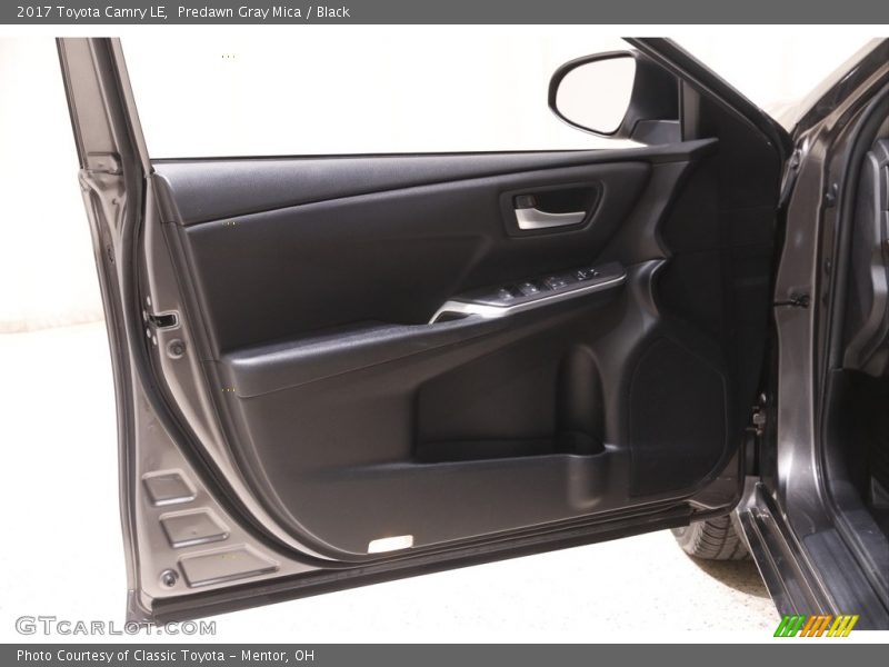 Predawn Gray Mica / Black 2017 Toyota Camry LE