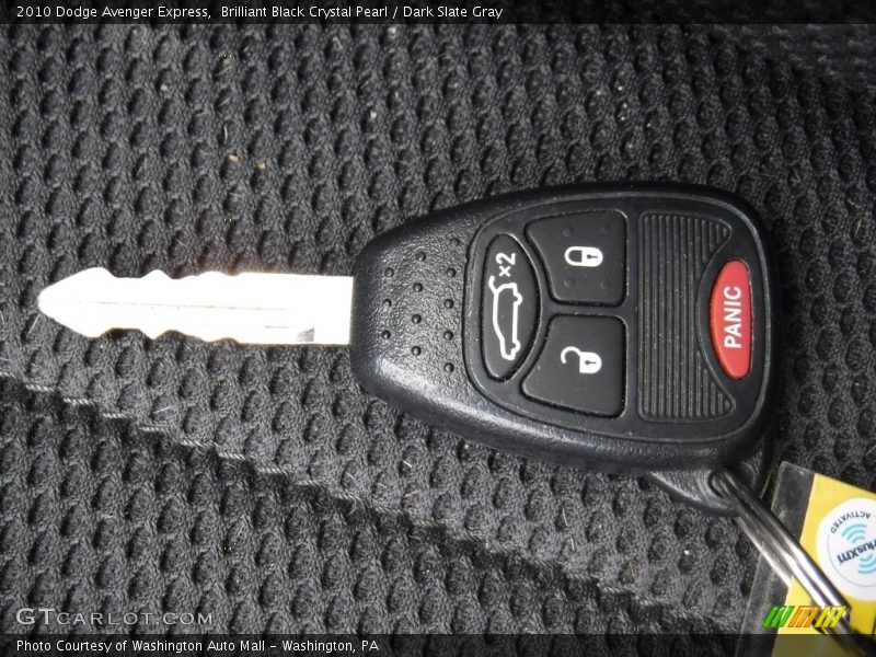 Brilliant Black Crystal Pearl / Dark Slate Gray 2010 Dodge Avenger Express
