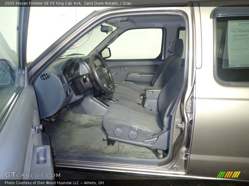Sand Dune Metallic / Gray 2003 Nissan Frontier XE V6 King Cab 4x4