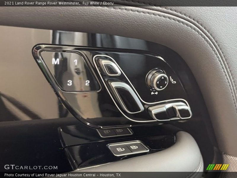 Fuji White / Ebony 2021 Land Rover Range Rover Westminster