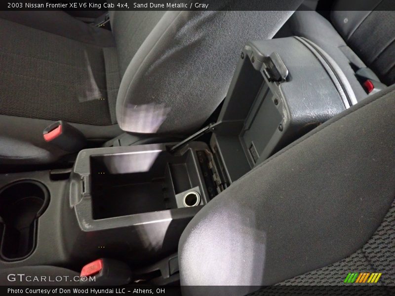 Sand Dune Metallic / Gray 2003 Nissan Frontier XE V6 King Cab 4x4