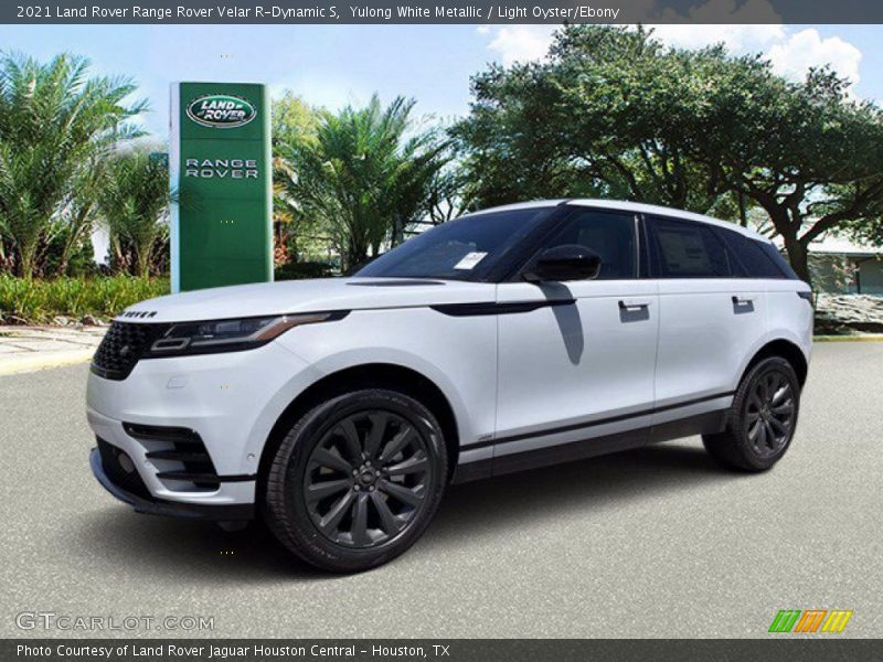Yulong White Metallic / Light Oyster/Ebony 2021 Land Rover Range Rover Velar R-Dynamic S