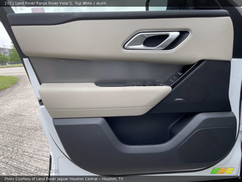 Fuji White / Acorn 2021 Land Rover Range Rover Velar S