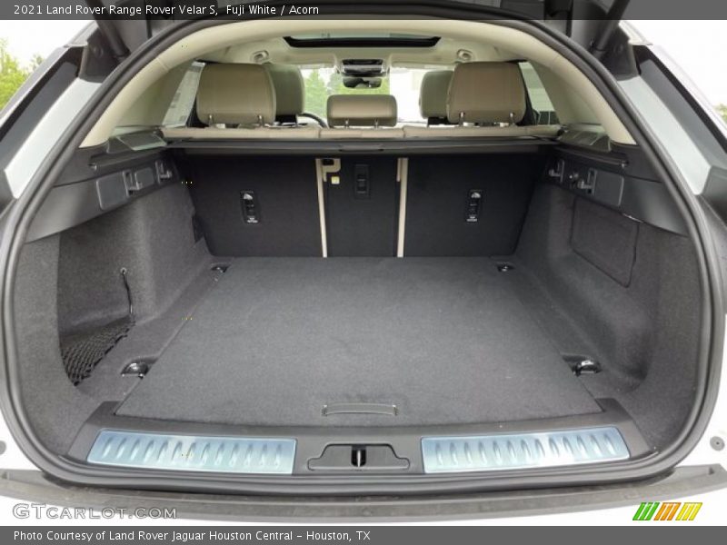 Fuji White / Acorn 2021 Land Rover Range Rover Velar S