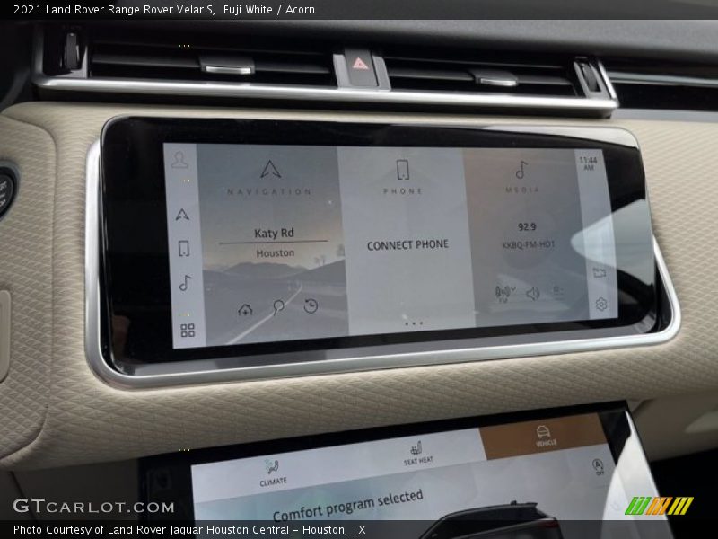 Fuji White / Acorn 2021 Land Rover Range Rover Velar S