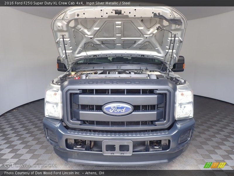 Ingot Silver Metallic / Steel 2016 Ford F250 Super Duty XL Crew Cab 4x4