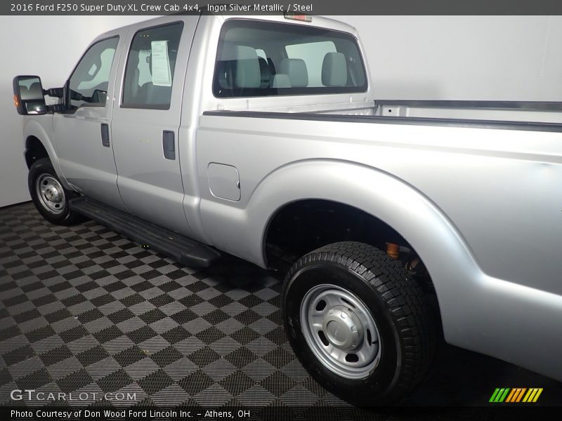 Ingot Silver Metallic / Steel 2016 Ford F250 Super Duty XL Crew Cab 4x4
