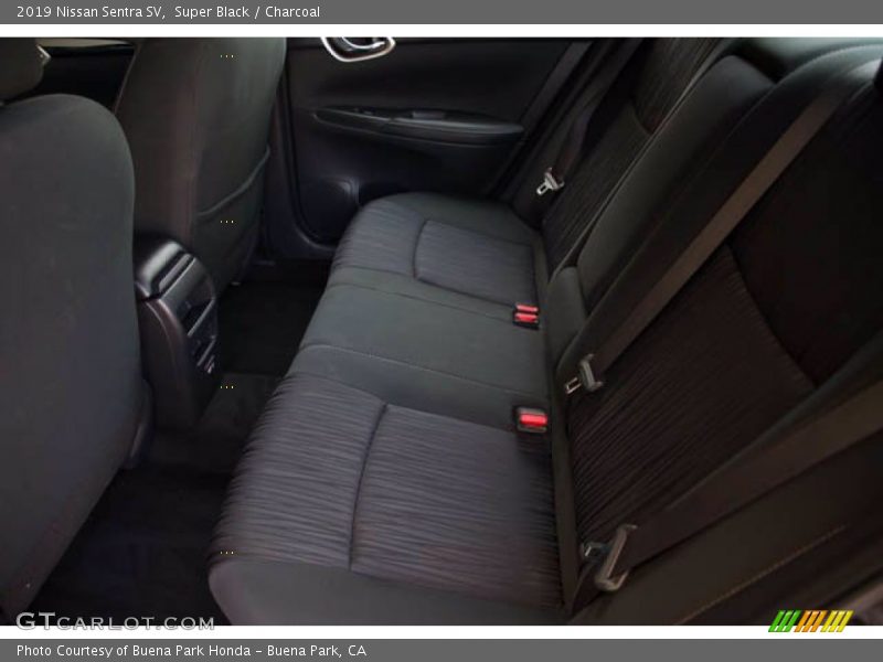 Super Black / Charcoal 2019 Nissan Sentra SV