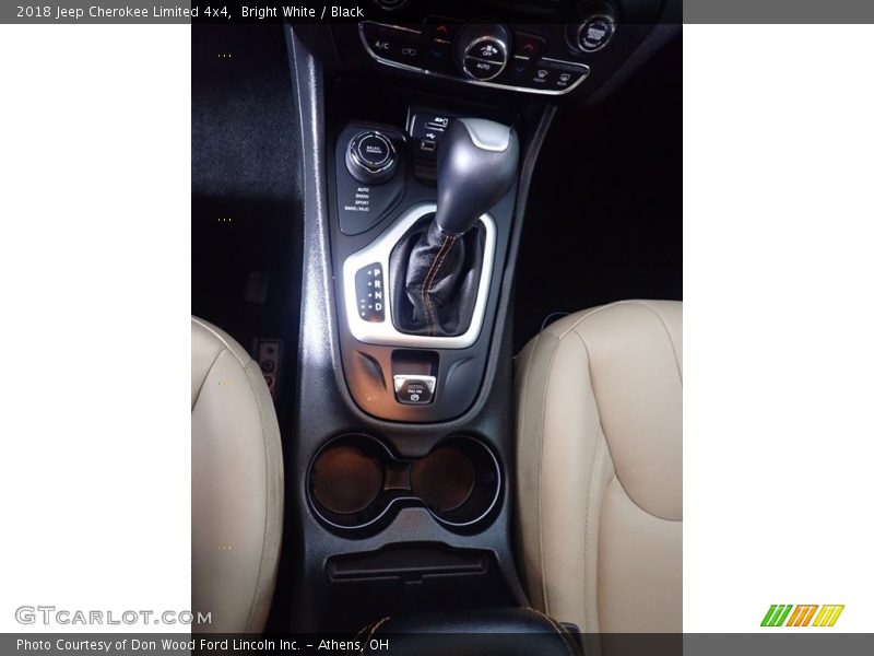 Bright White / Black 2018 Jeep Cherokee Limited 4x4
