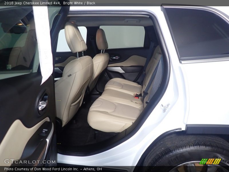 Bright White / Black 2018 Jeep Cherokee Limited 4x4