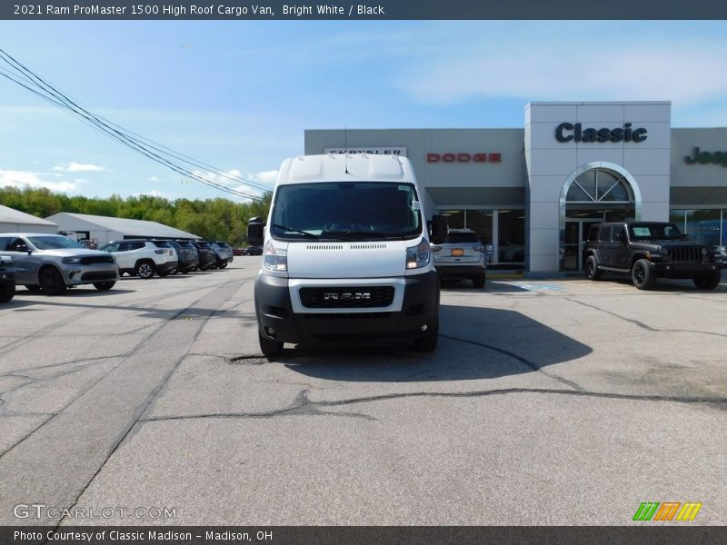 Bright White / Black 2021 Ram ProMaster 1500 High Roof Cargo Van