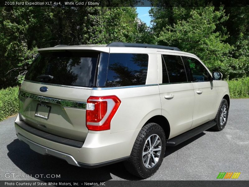 White Gold / Ebony 2018 Ford Expedition XLT 4x4