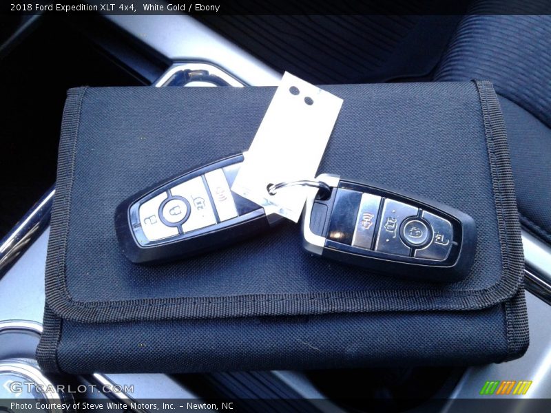 White Gold / Ebony 2018 Ford Expedition XLT 4x4