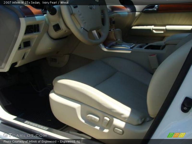 Ivory Pearl / Wheat 2007 Infiniti M 35x Sedan