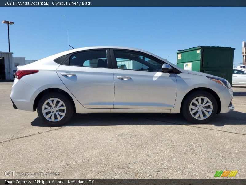Olympus Silver / Black 2021 Hyundai Accent SE