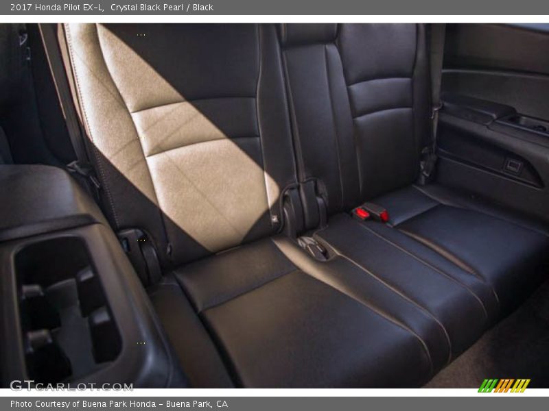 Crystal Black Pearl / Black 2017 Honda Pilot EX-L