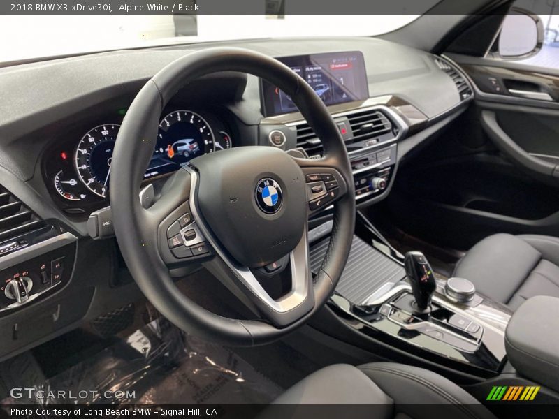 Alpine White / Black 2018 BMW X3 xDrive30i