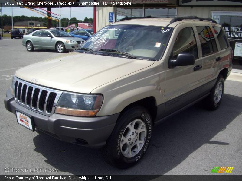 Champagne Pearl / Sandstone 2001 Jeep Grand Cherokee Laredo 4x4