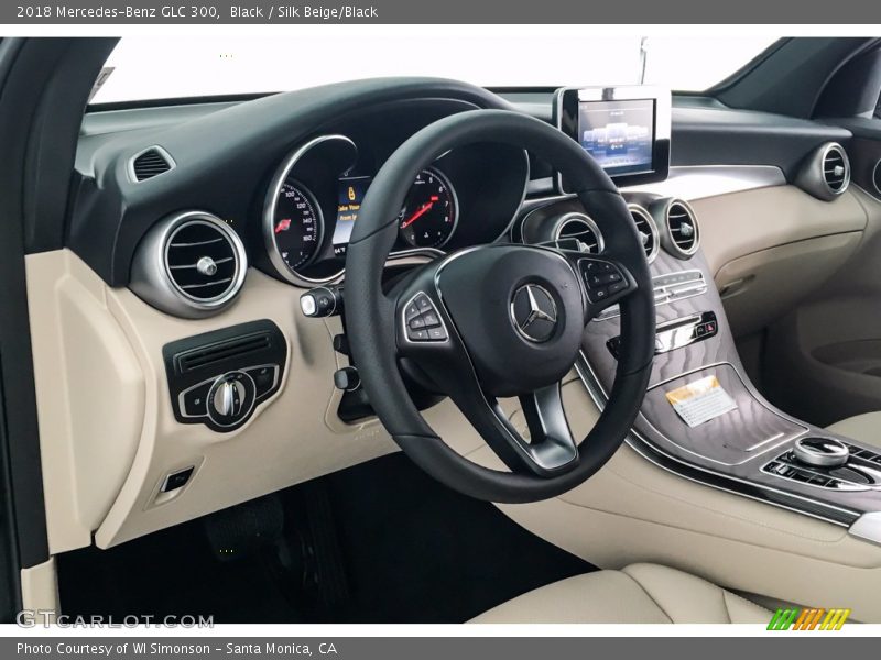 Black / Silk Beige/Black 2018 Mercedes-Benz GLC 300
