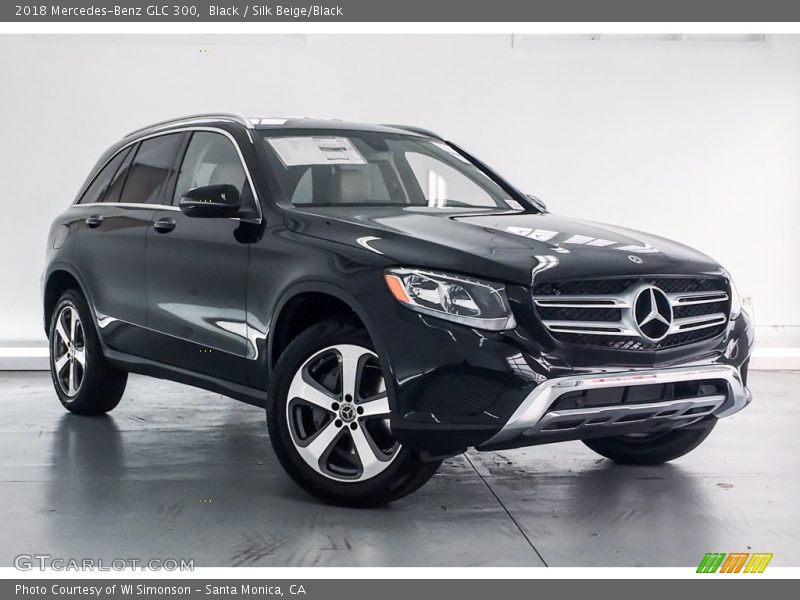 Black / Silk Beige/Black 2018 Mercedes-Benz GLC 300