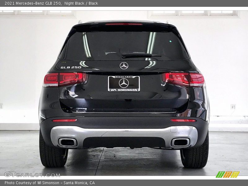 Night Black / Black 2021 Mercedes-Benz GLB 250