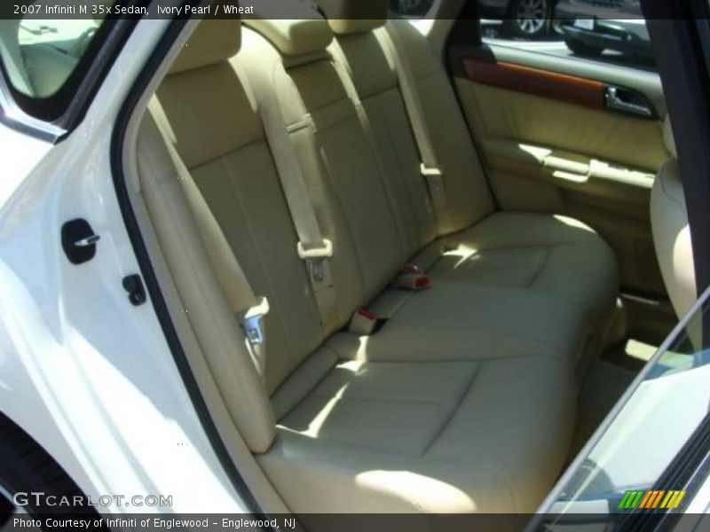 Ivory Pearl / Wheat 2007 Infiniti M 35x Sedan