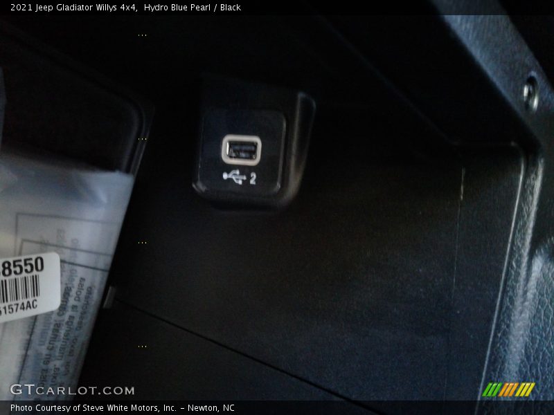 Hydro Blue Pearl / Black 2021 Jeep Gladiator Willys 4x4