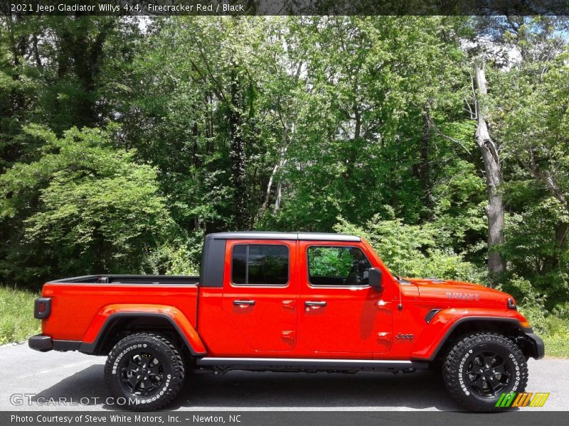 Firecracker Red / Black 2021 Jeep Gladiator Willys 4x4
