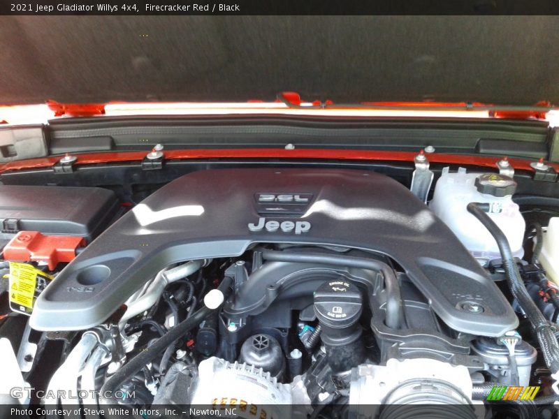 Firecracker Red / Black 2021 Jeep Gladiator Willys 4x4