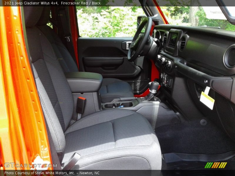 Firecracker Red / Black 2021 Jeep Gladiator Willys 4x4