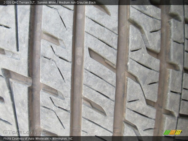 Summit White / Medium Ash Gray/Jet Black 2020 GMC Terrain SLT