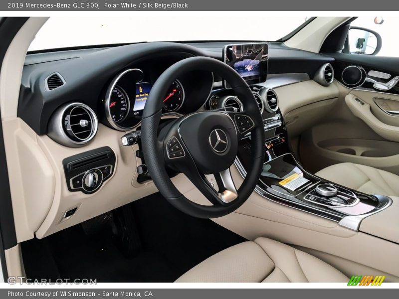 Polar White / Silk Beige/Black 2019 Mercedes-Benz GLC 300