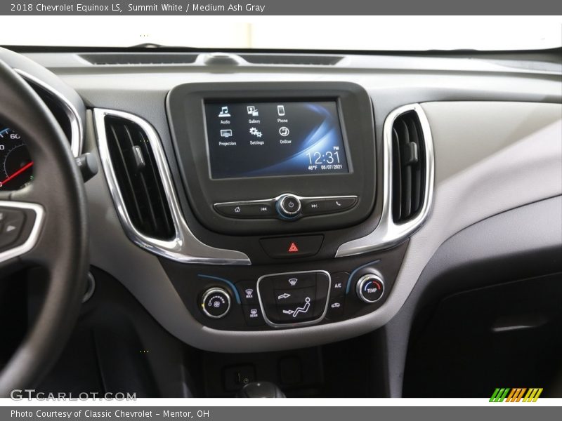 Summit White / Medium Ash Gray 2018 Chevrolet Equinox LS