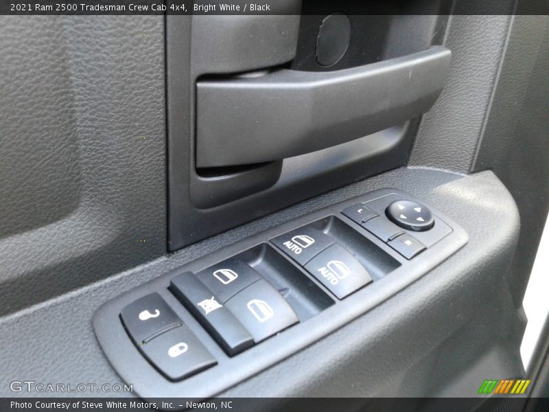 Bright White / Black 2021 Ram 2500 Tradesman Crew Cab 4x4