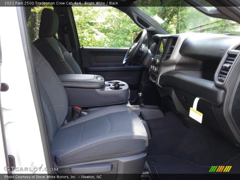 Bright White / Black 2021 Ram 2500 Tradesman Crew Cab 4x4