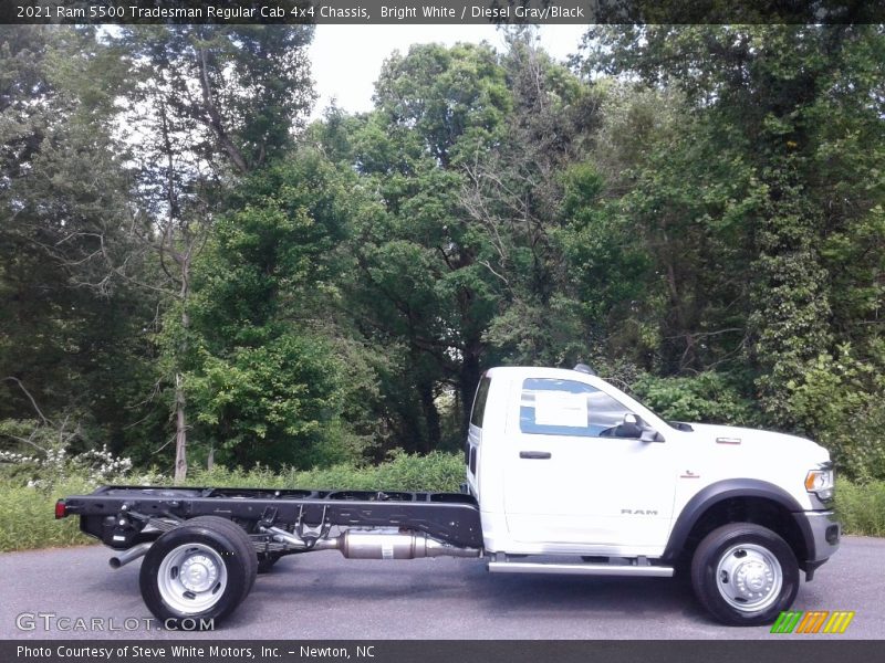 Bright White / Diesel Gray/Black 2021 Ram 5500 Tradesman Regular Cab 4x4 Chassis
