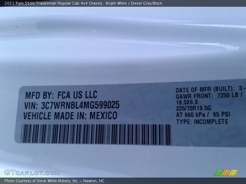 Bright White / Diesel Gray/Black 2021 Ram 5500 Tradesman Regular Cab 4x4 Chassis