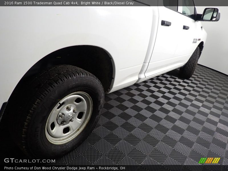 Bright White / Black/Diesel Gray 2016 Ram 1500 Tradesman Quad Cab 4x4