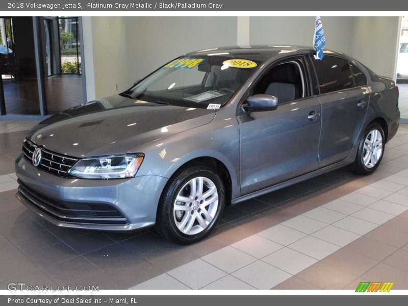 Platinum Gray Metallic / Black/Palladium Gray 2018 Volkswagen Jetta S
