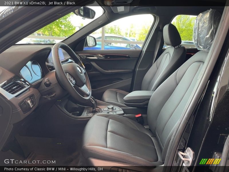 Jet Black / Black 2021 BMW X1 xDrive28i