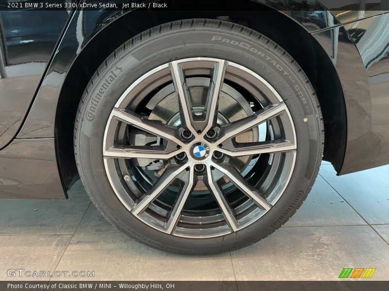 Jet Black / Black 2021 BMW 3 Series 330i xDrive Sedan