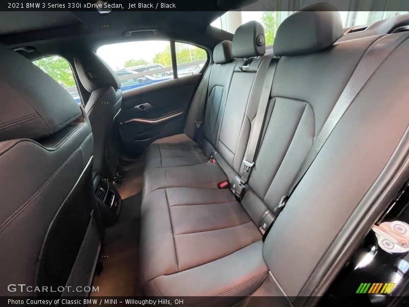 Jet Black / Black 2021 BMW 3 Series 330i xDrive Sedan