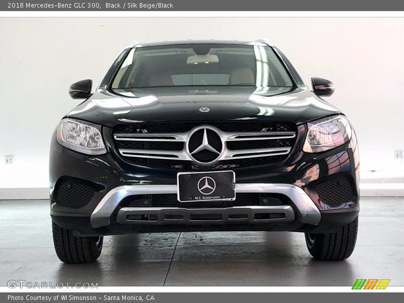Black / Silk Beige/Black 2018 Mercedes-Benz GLC 300