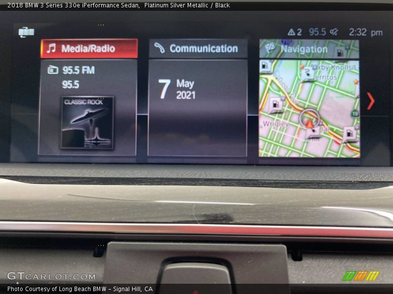 Platinum Silver Metallic / Black 2018 BMW 3 Series 330e iPerformance Sedan